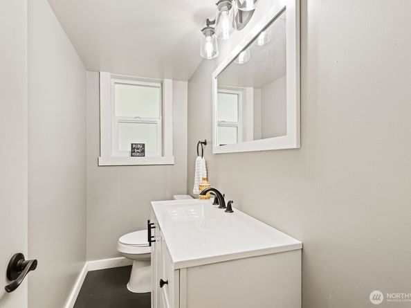 17429 17th Avenue W, Lynnwood WA 98037