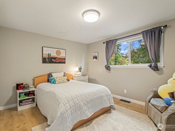 17429 17th Avenue W, Lynnwood WA 98037