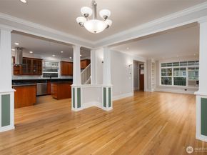 6215 22nd Avenue NE, Seattle WA 98115