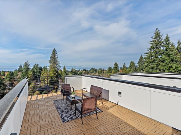 11229 Greenwood Avenue N A, Seattle WA 98133