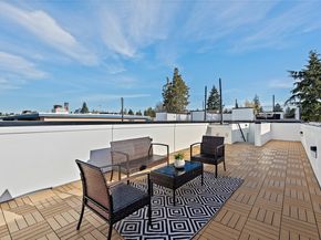 11229 Greenwood Avenue N A, Seattle WA 98133