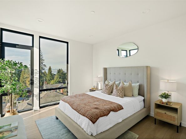 11229 Greenwood Avenue N A, Seattle WA 98133