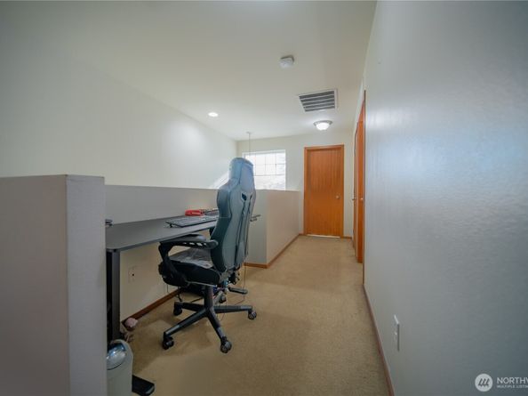 1409 51st Place NE, Auburn WA 98002