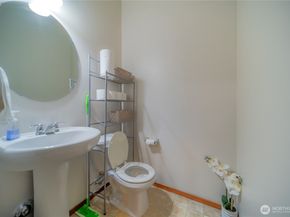 1409 51st Place NE, Auburn WA 98002