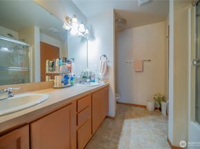 1409 51st Place NE, Auburn WA 98002