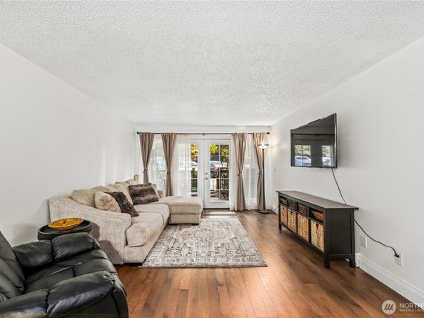 236 S 152nd Street A105, Burien WA 98148