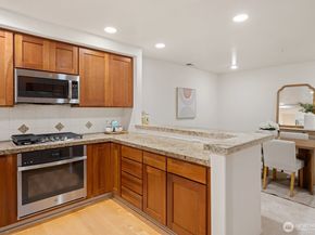 225 4th Avenue A404, Kirkland WA 98033