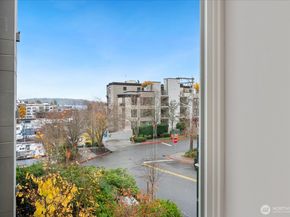 225 4th Avenue A404, Kirkland WA 98033