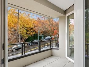 225 4th Avenue A404, Kirkland WA 98033