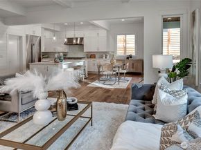 15033 SE 44th Street, Bellevue WA 98006