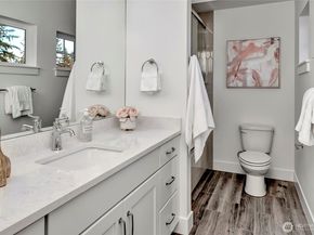 15033 SE 44th Street, Bellevue WA 98006