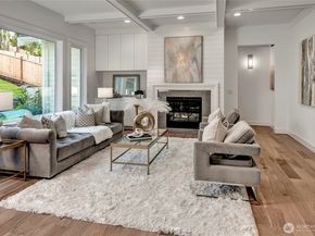 15033 SE 44th Street, Bellevue WA 98006