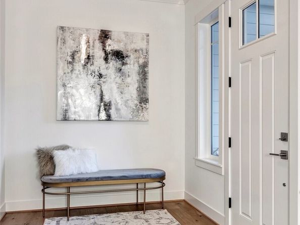 15033 SE 44th Street, Bellevue WA 98006