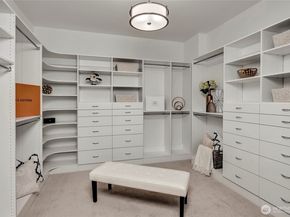 15033 SE 44th Street, Bellevue WA 98006