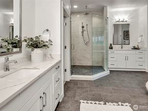 15033 SE 44th Street, Bellevue WA 98006