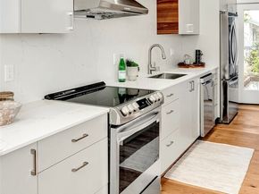 635 13th Avenue E, Seattle WA 98102