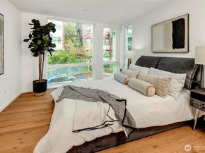 635 13th Avenue E, Seattle WA 98102