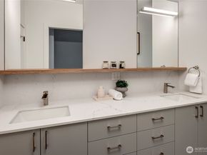 635 13th Avenue E, Seattle WA 98102