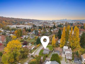 702 S Director Street, Seattle WA 98108