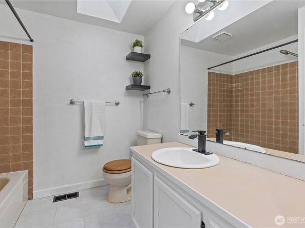 4715 SW 315th Place, Federal Way WA 98023