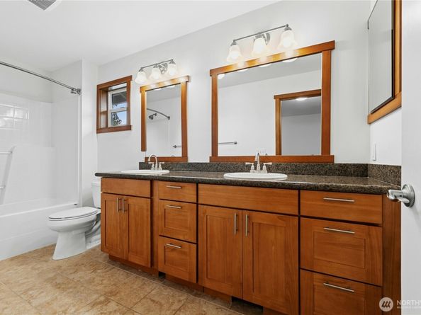 8118 NE 126th Street, Kirkland WA 98034