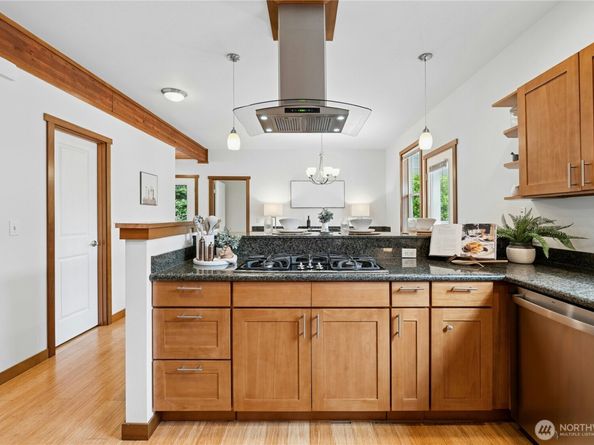 8118 NE 126th Street, Kirkland WA 98034