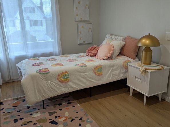 2650 W Newton Street, Seattle WA 98199