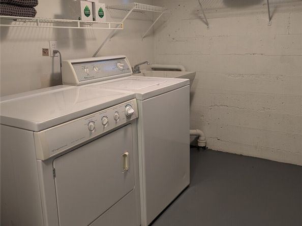 2650 W Newton Street, Seattle WA 98199