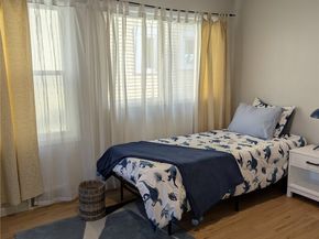 2650 W Newton Street, Seattle WA 98199