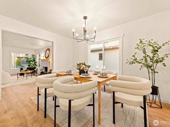 935 A NW 61st Street, Seattle WA 98107