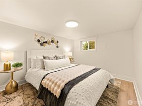 935 A NW 61st Street, Seattle WA 98107