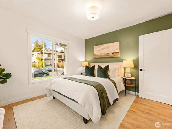 935 A NW 61st Street, Seattle WA 98107