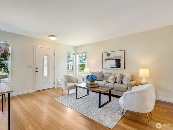 10406 26th Place SE, Lake Stevens WA 98258