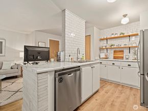 5010 168th Street C, Lynnwood WA 98037