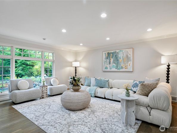 5265 140th Avenue NE, Bellevue WA 98005