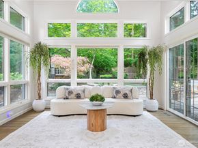 5265 140th Avenue NE, Bellevue WA 98005