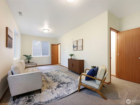 9913 1st Place W, Everett WA 98204