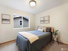 9913 1st Place W, Everett WA 98204