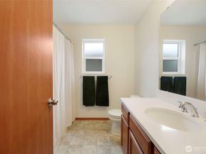 9913 1st Place W, Everett WA 98204