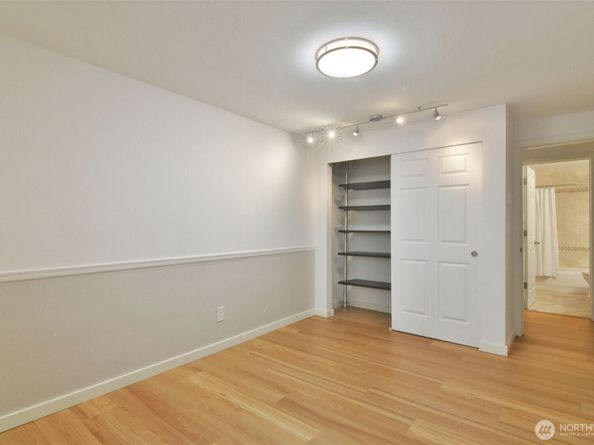 13021 SE 38th Street J8, Bellevue WA 98006