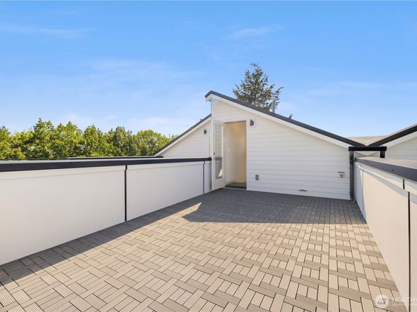 5515 B 9th Avenue NW, Seattle WA 98107