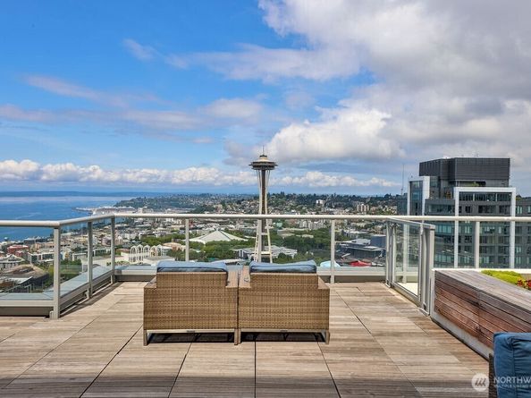 583 Battery Street 1908N, Seattle WA 98121