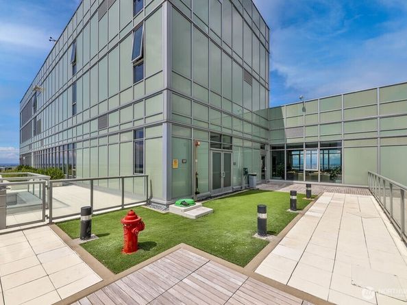 583 Battery Street 1908N, Seattle WA 98121