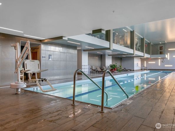 583 Battery Street 1908N, Seattle WA 98121