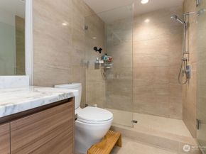 583 Battery Street 1908N, Seattle WA 98121