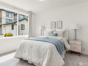 3901 S Cloverdale Street E, Seattle WA 98118