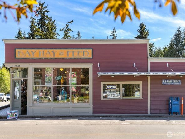 9820 NE Beach Crest Drive, Bainbridge Island WA 98110
