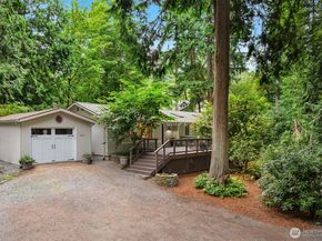 9820 NE Beach Crest Drive, Bainbridge Island WA 98110