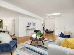 9820 NE Beach Crest Drive, Bainbridge Island WA 98110