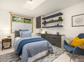 9820 NE Beach Crest Drive, Bainbridge Island WA 98110